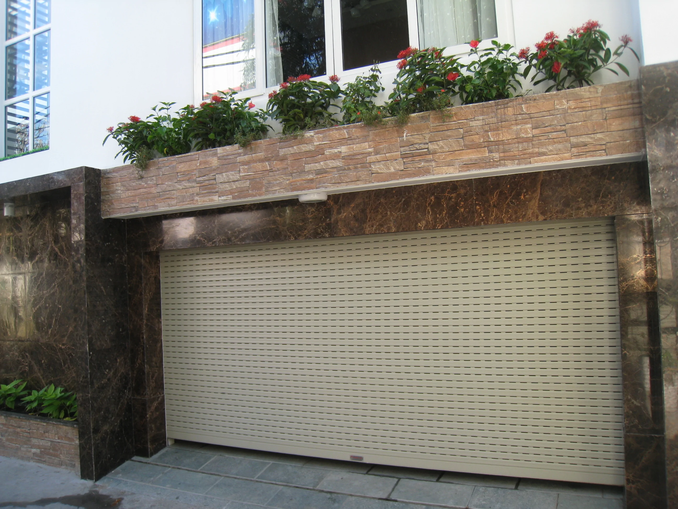 Biến động về thị trường cửa cuốn tại Biên Hoà, Đồng Nai