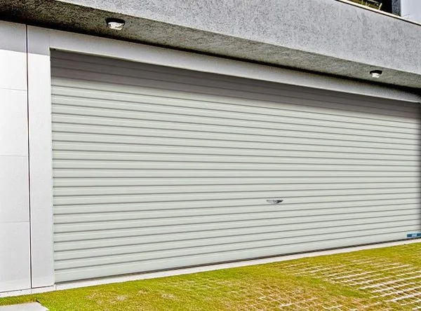 Đặc điểm nổi bật của cửa cuốn tấm liền Austdoor