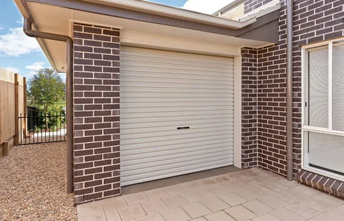 Cửa cuốn tâm liền eco