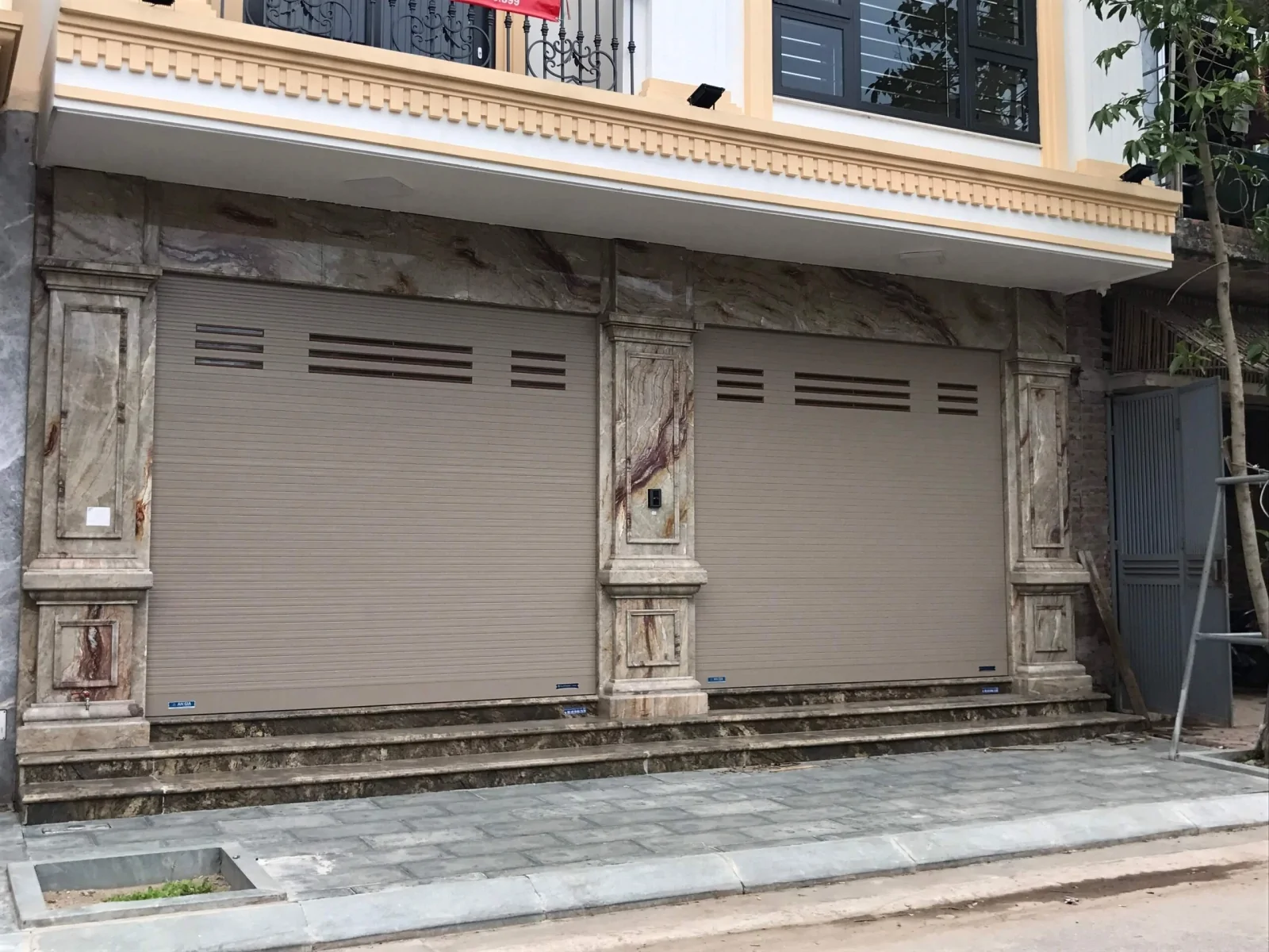 Sản phẩm cửa cuốn S50i