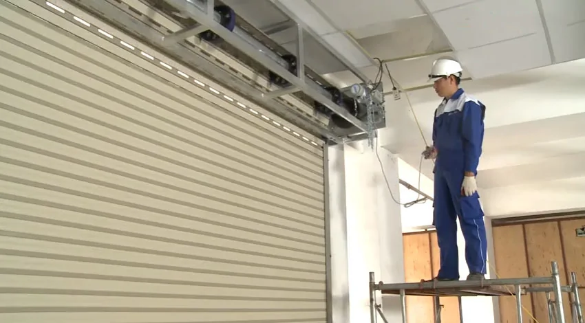 Tại sao Austdoor là loại cửa cuốn an toàn