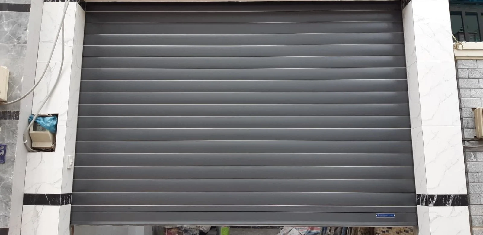 Ưu điểm vô cùng vượt trội của cửa cuốn Line - Art